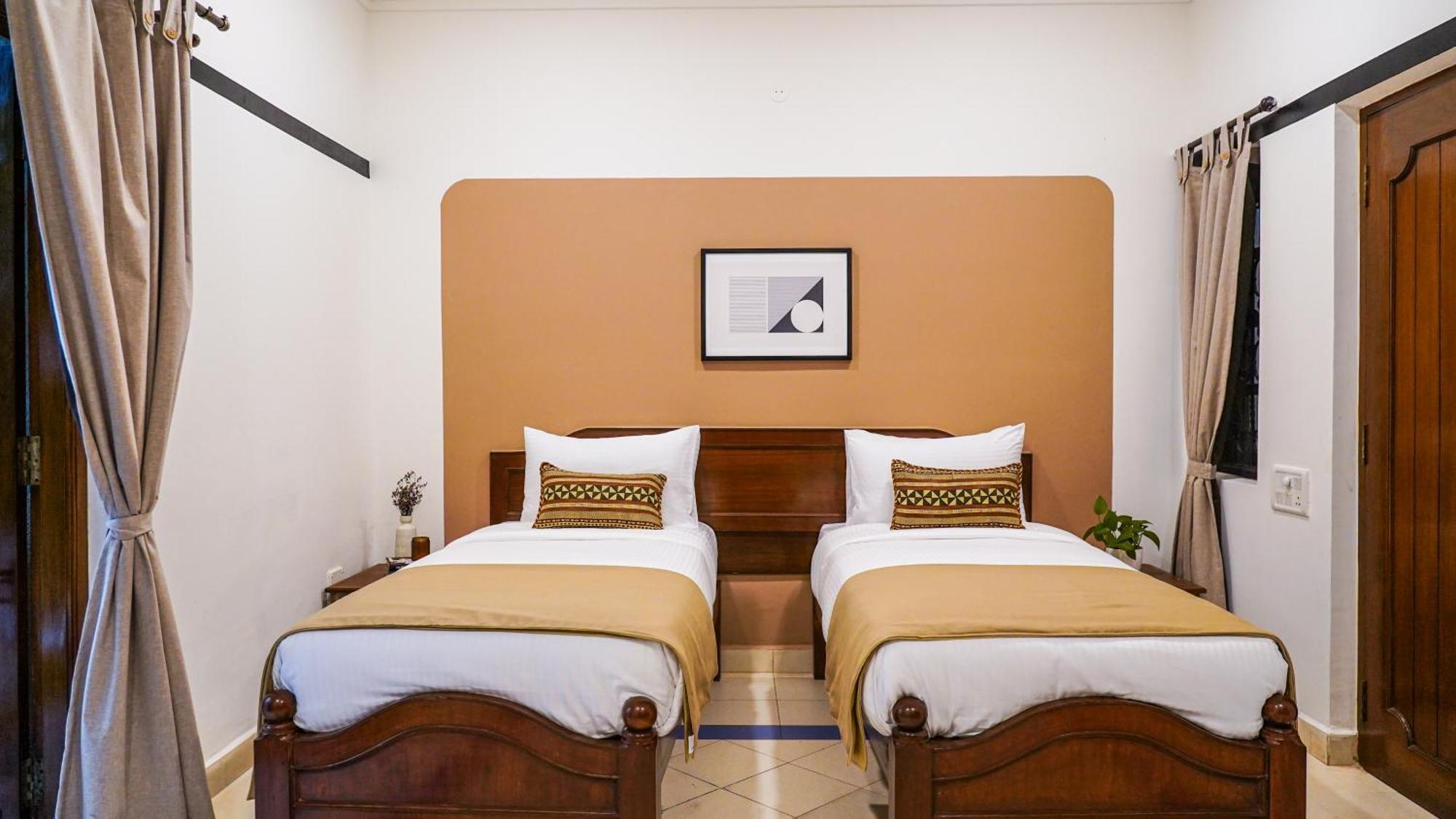 Olive Hotel Alidia Beach Resort By Embassy Group Baga Eksteriør billede
